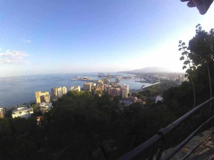 Apartamento En Pleno Centro De Malaga Ngoại thất bức ảnh